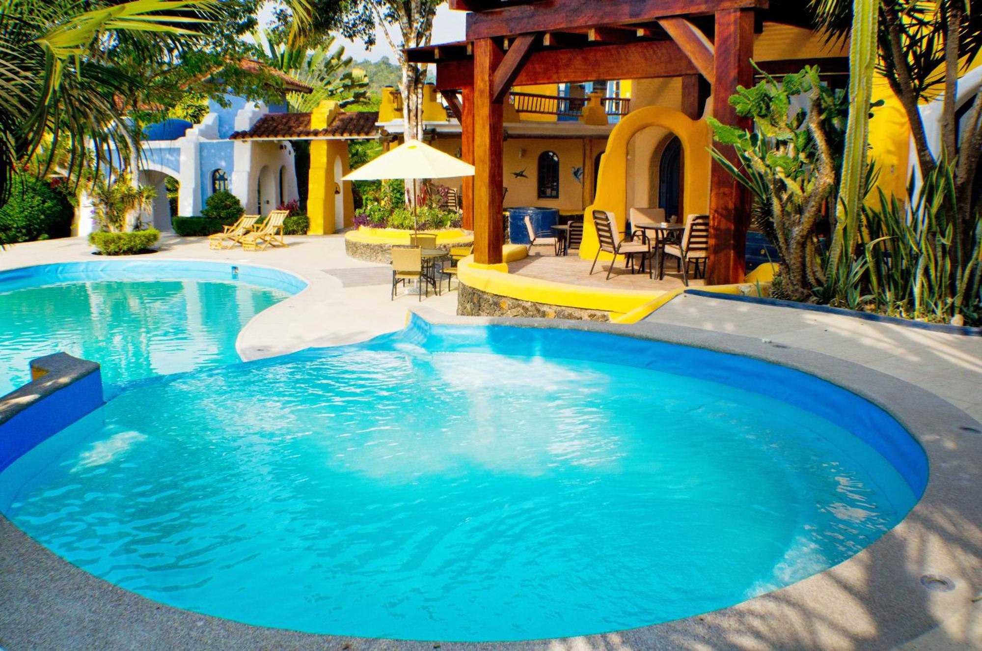 Mantaraya Lodge Puerto López Esterno foto