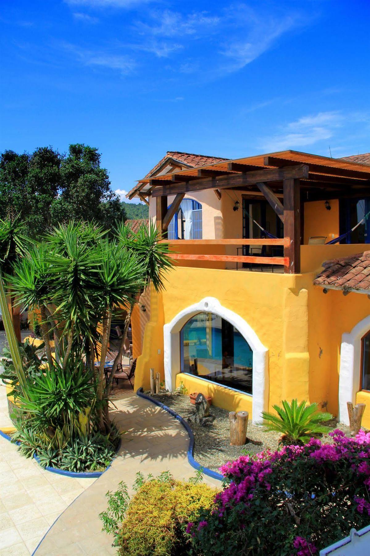 Mantaraya Lodge Puerto López Esterno foto