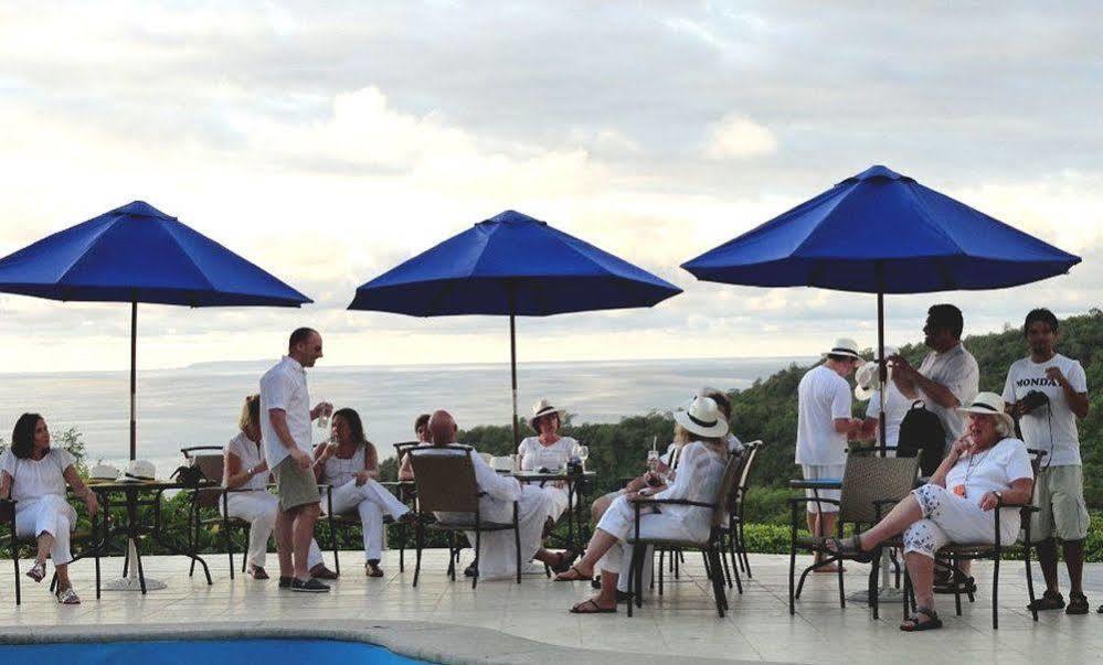 Mantaraya Lodge Puerto López Esterno foto