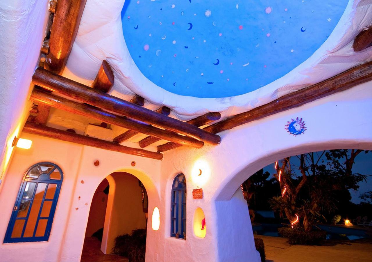 Mantaraya Lodge Puerto López Esterno foto