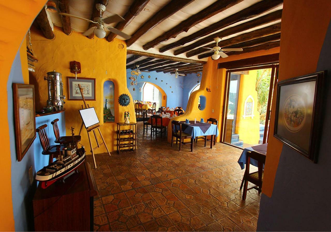 Mantaraya Lodge Puerto López Esterno foto