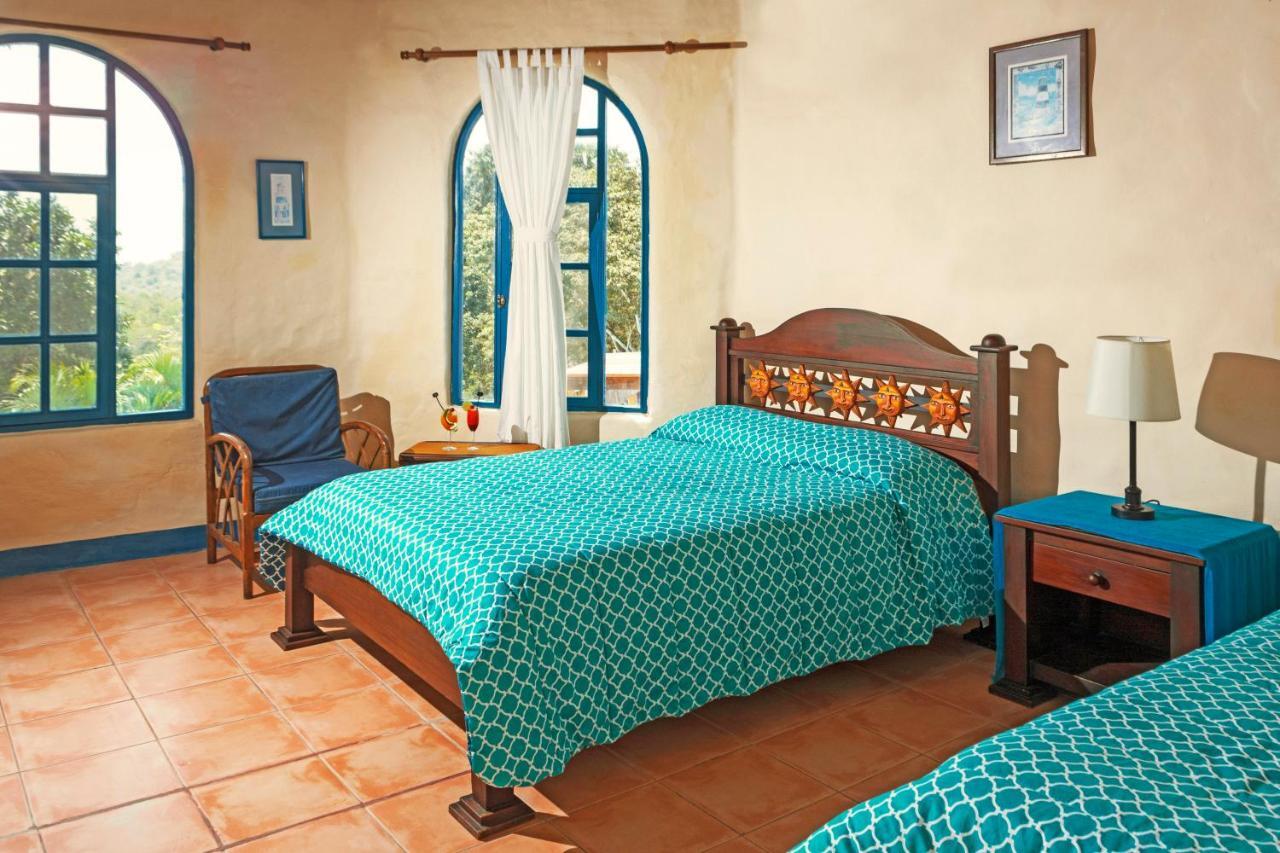 Mantaraya Lodge Puerto López Esterno foto